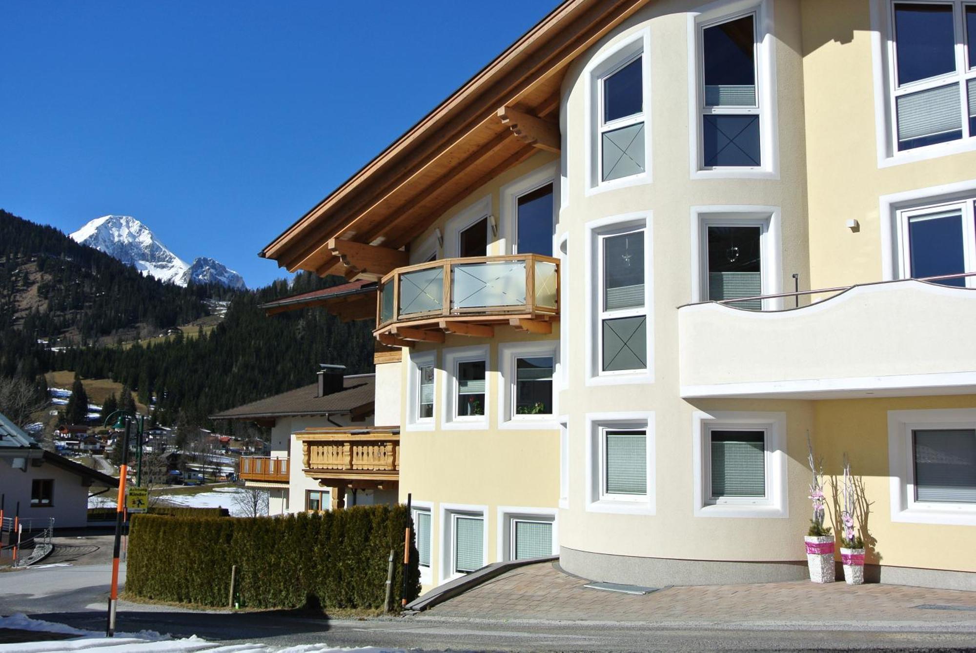 Haus Kraft Apartment Sankt Martin am Tennengebirge Exterior photo